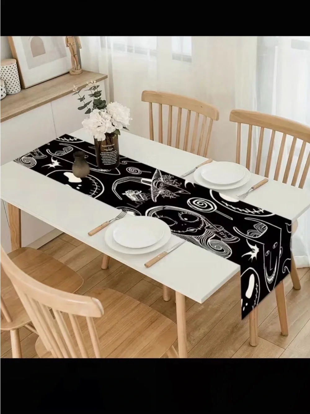 N/A table runner